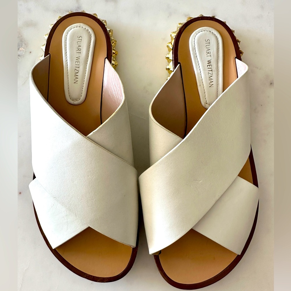 Stuart Weitzman sandals a size 9